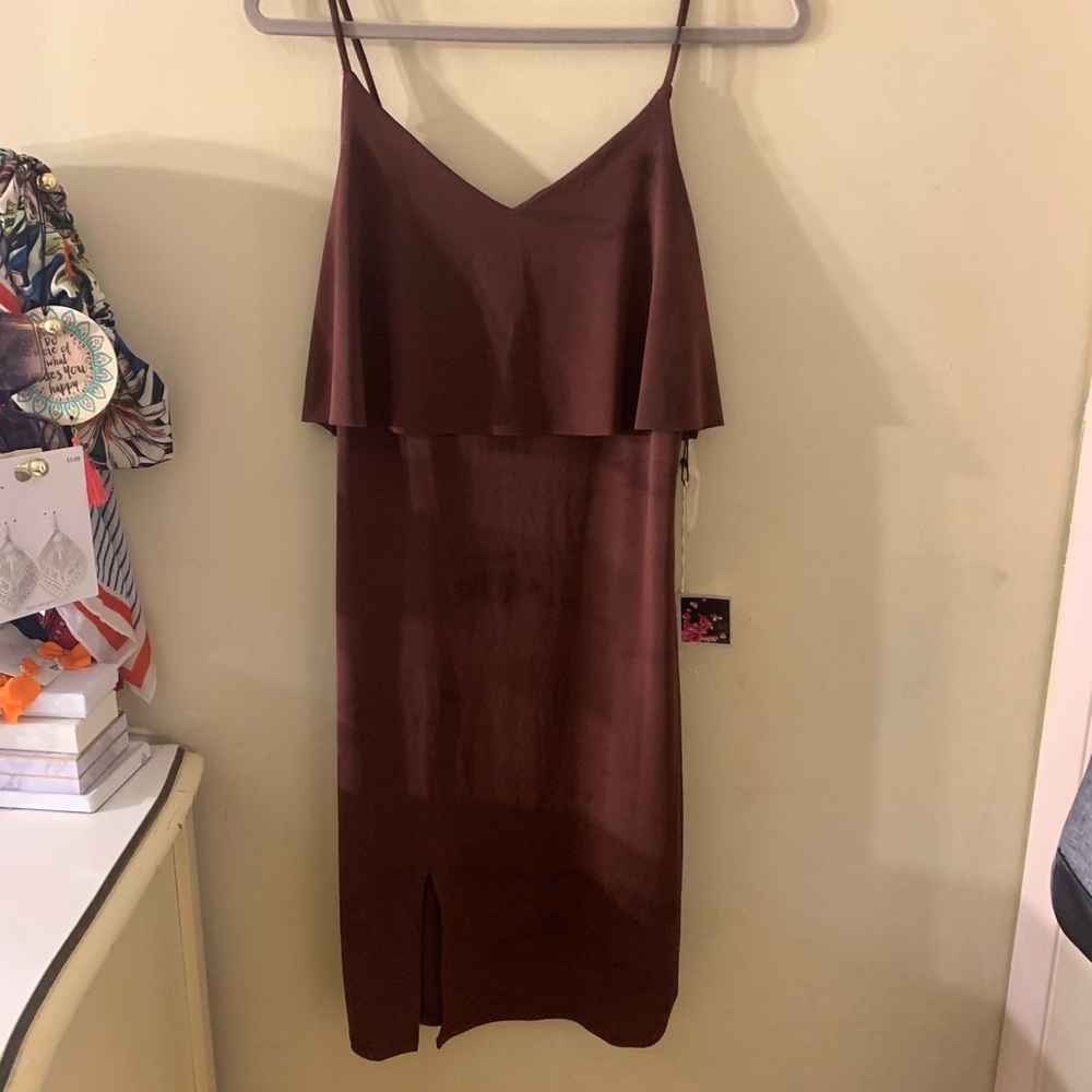Burgundy dress - Picture 7 of 7